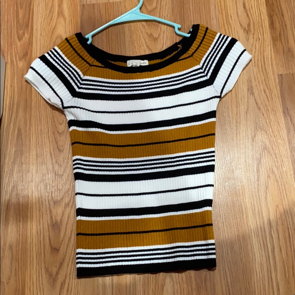 Pacsun off the shoulder shirt